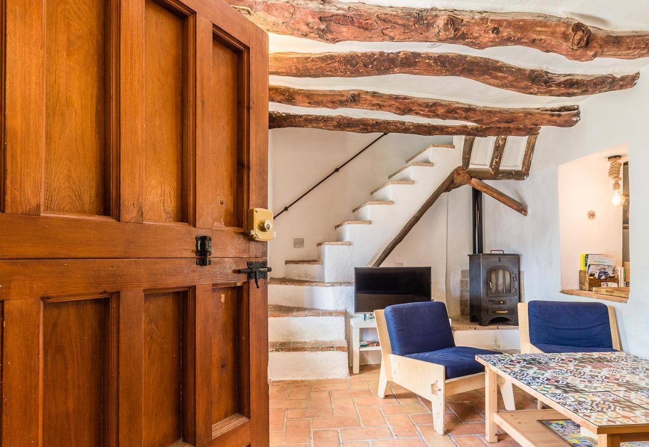 Casa Mundo - 16Th Century Traditional White Village House With Pool Pinos del Valle Exterior foto