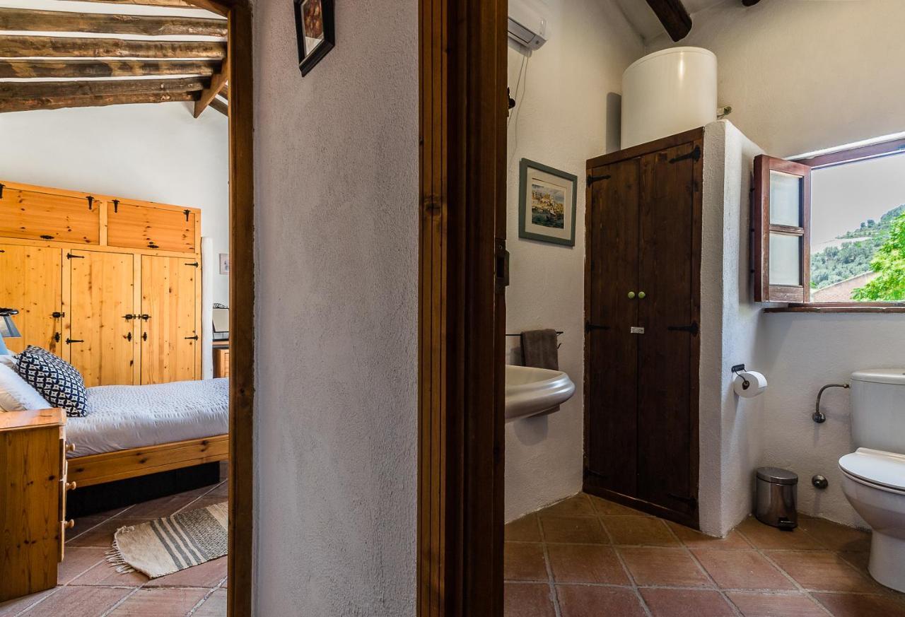 Casa Mundo - 16Th Century Traditional White Village House With Pool Pinos del Valle Exterior foto
